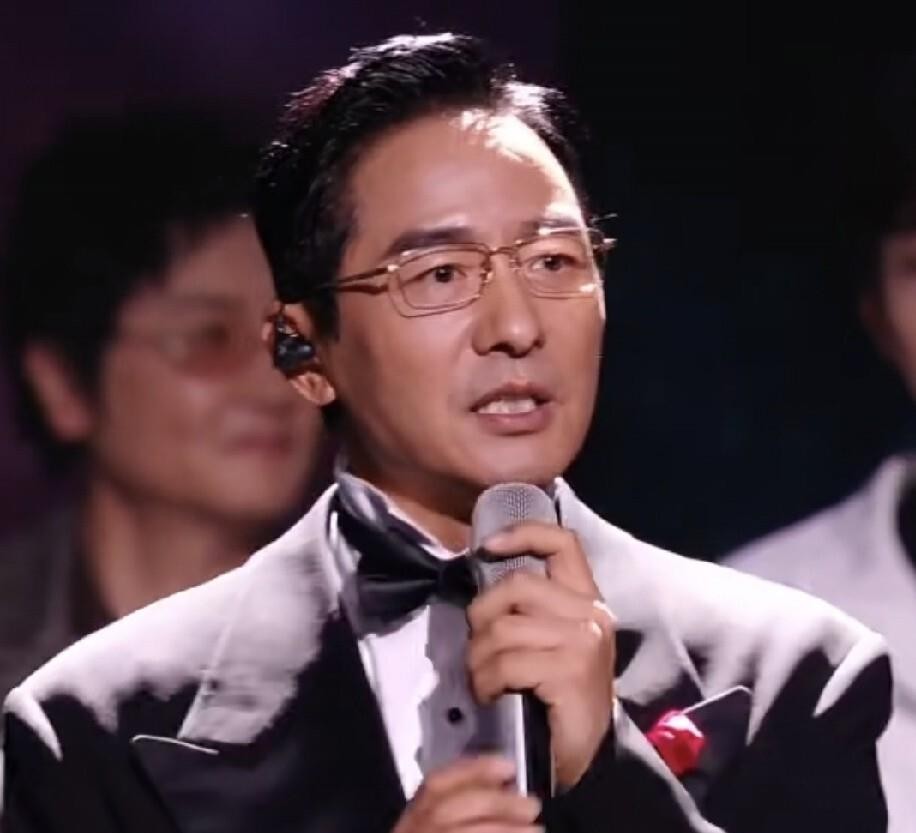 郭晓东在《披荆斩棘2026》四公被淘汰了，跟他一起走的还有陈若轩。他个人火力值只有812，全场垫底，