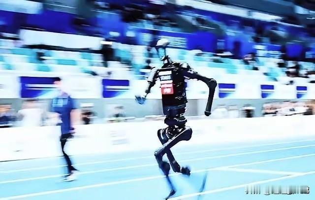 重大突破！中国再度领跑全球。此次，机器人无需遥控，也没有预设路线，仅凭借传感器便