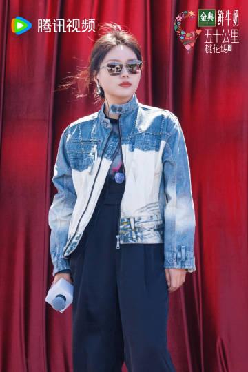 李雪琴说她演的古装戏感到很羞耻，演《折腰》就太羞耻了。现在的艺人，不管男女，好