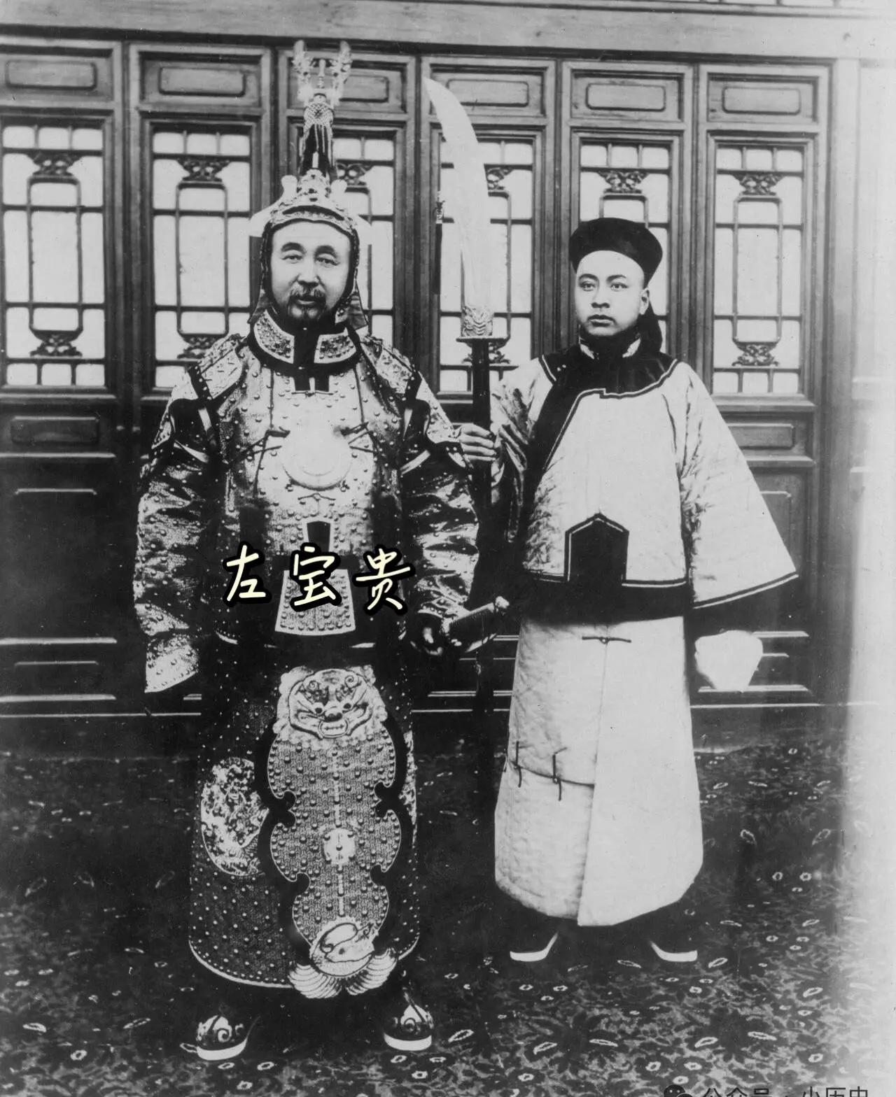这是晚清抗日名将左宝贵与贴身亲兵的一张合影，他祖籍山东费县人，从军旅小兵做起，一