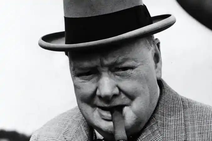 1941年，古巴送了丘吉尔一柜子雪茄，英国政府怕有毒，拿了47支去检查，结
