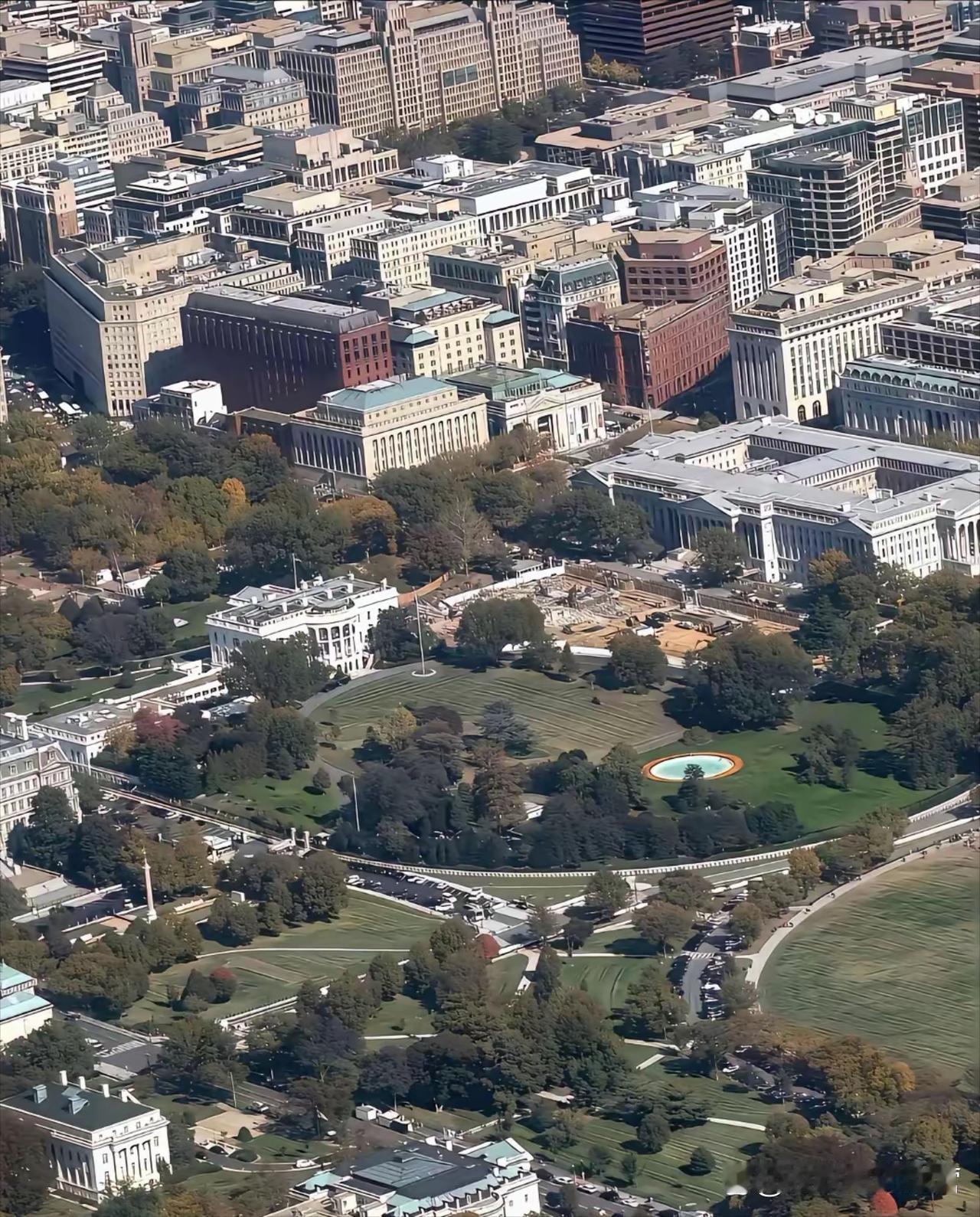 如果您从这个角度看一看白宫的话，您就知道了特朗普为什么要大兴土木？平时咱们觉得