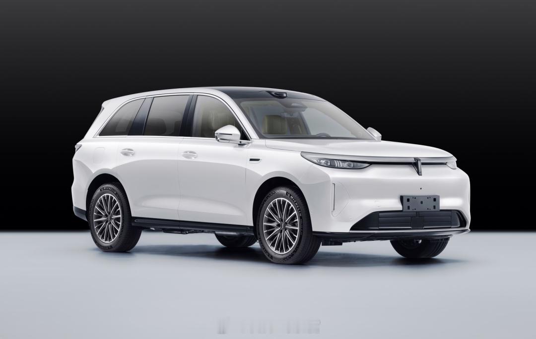 魏牌V8X蓝山长轴距2.0T版本、V8X短轴距1.5T/2.0T版