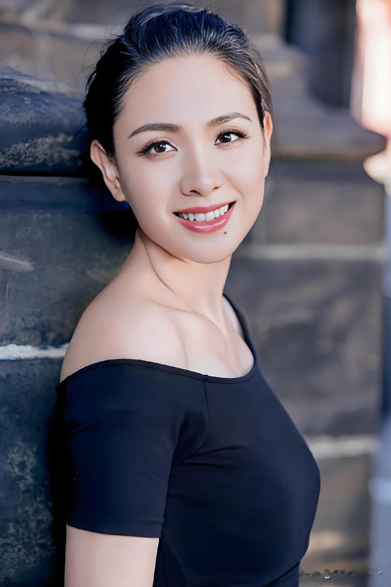 《生逢其时》，发现个熟面孔可太有意思了，就是演于慧那女演员，不就是郭晓冬