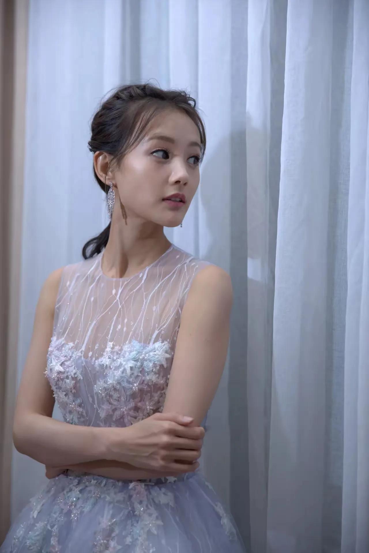 年轻好不好每个人都说年轻好年轻意味着有更好的学习和成长机会能够更好的享受