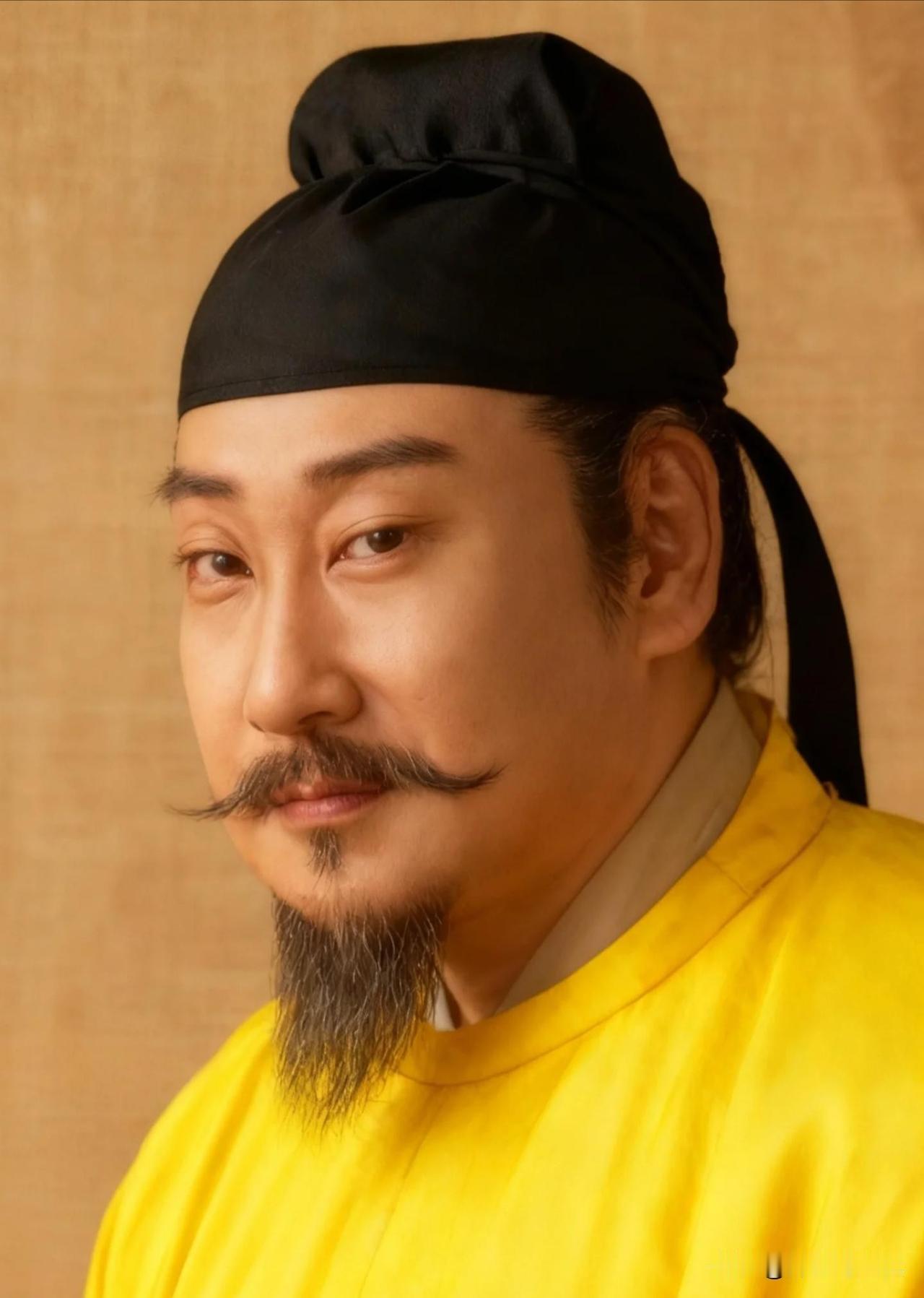 李世民到底长啥样？是不是混血帅哥？连他老爹李渊都为这帅气儿子骄傲，拿他和美男子温