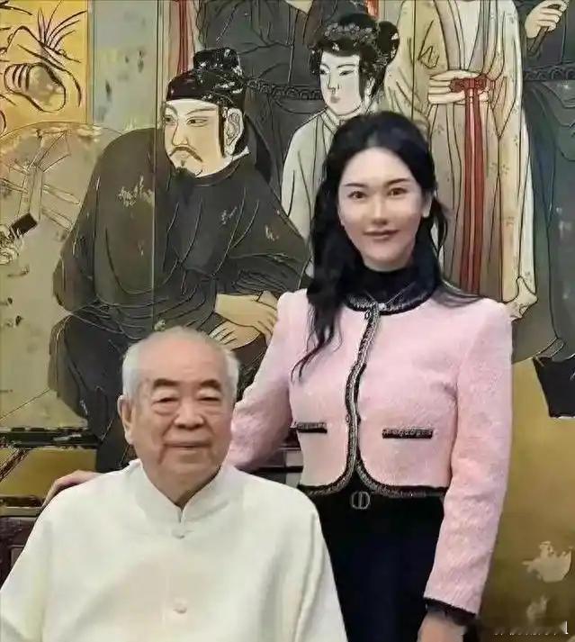 范曾的眼光也不错吧！​​​