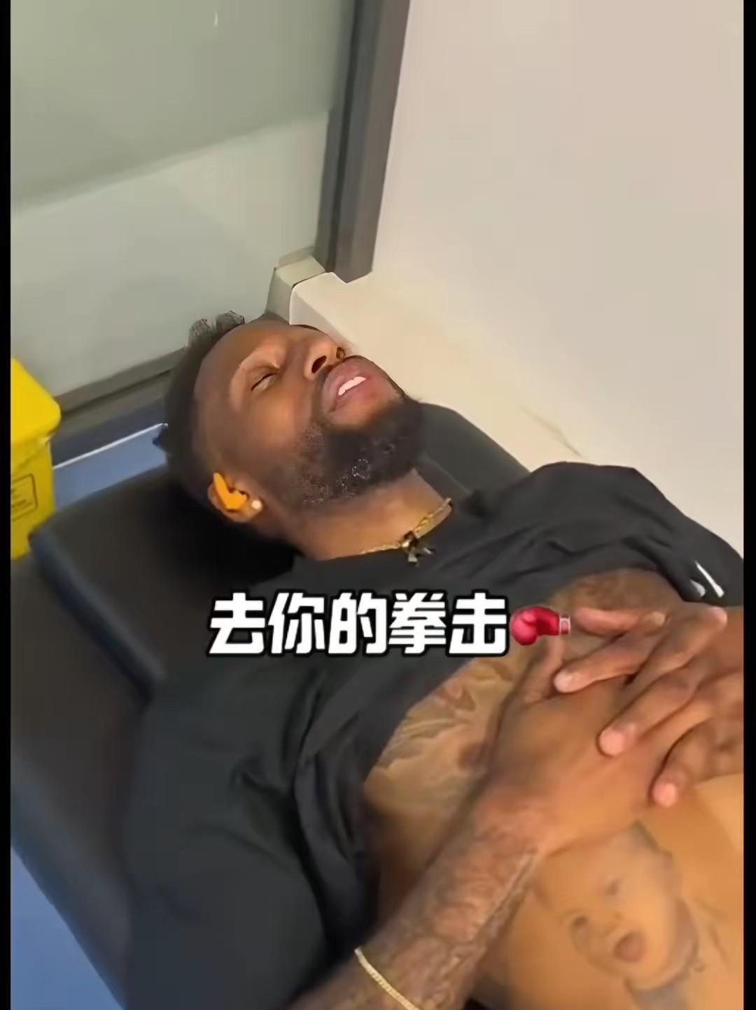 威姆斯八角笼击败“恶鼠”以后，也反受其害！事后检查疑似肋骨骨裂，疼痛难忍！之前还
