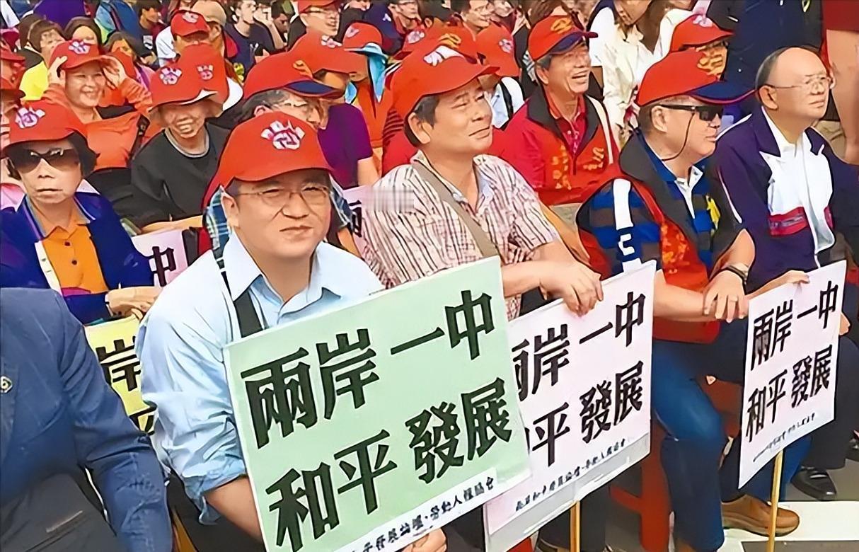 如果不及时快速的解决台湾，有可能出现无法挽回的局面岛内的火已经快烧到岸上了，还