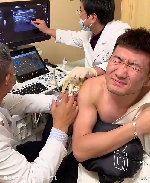 不要怨布朗不传球给孙铭徽，自己放下身价，掂量清自己的状态才是孙铭徽做该做的事！