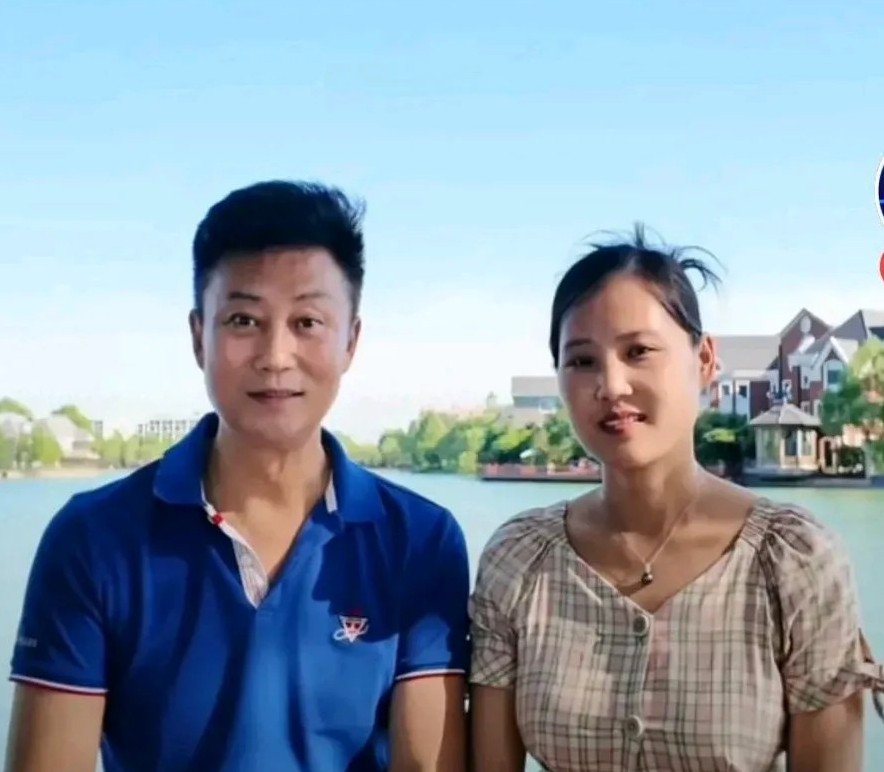 耿为华老师说现在的家才有家的样子，每一个房间都被贺老师打扫得干干净净，冰箱里的食