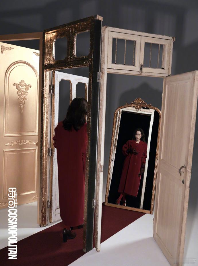 张小斐时尚战绩谁懂啊！张小斐的时尚进阶太绝了，从女刊封面到质感造型，风格越来