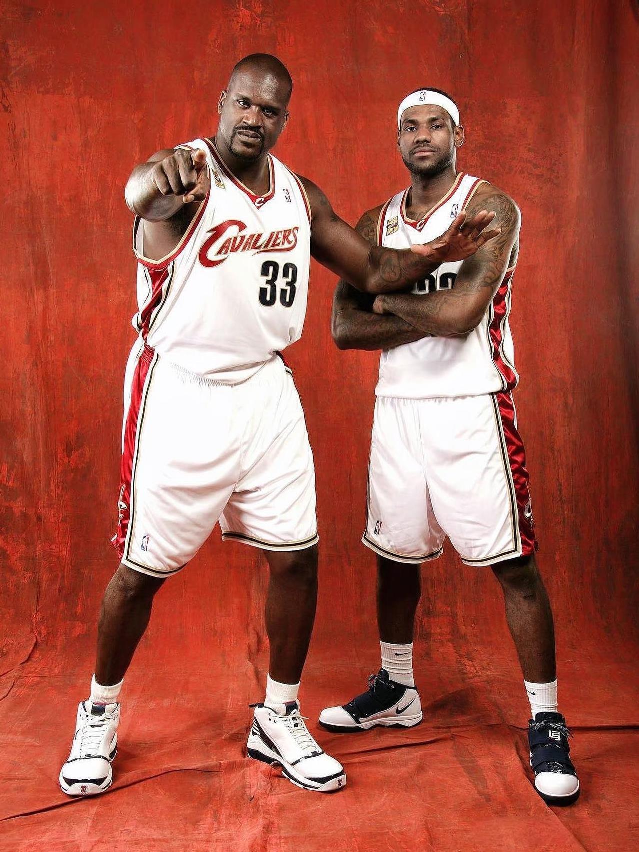 詹姆斯没在那个年代打过？？？奥尼尔关于“现代篮球对抗减少”的论断，忽视了詹姆斯