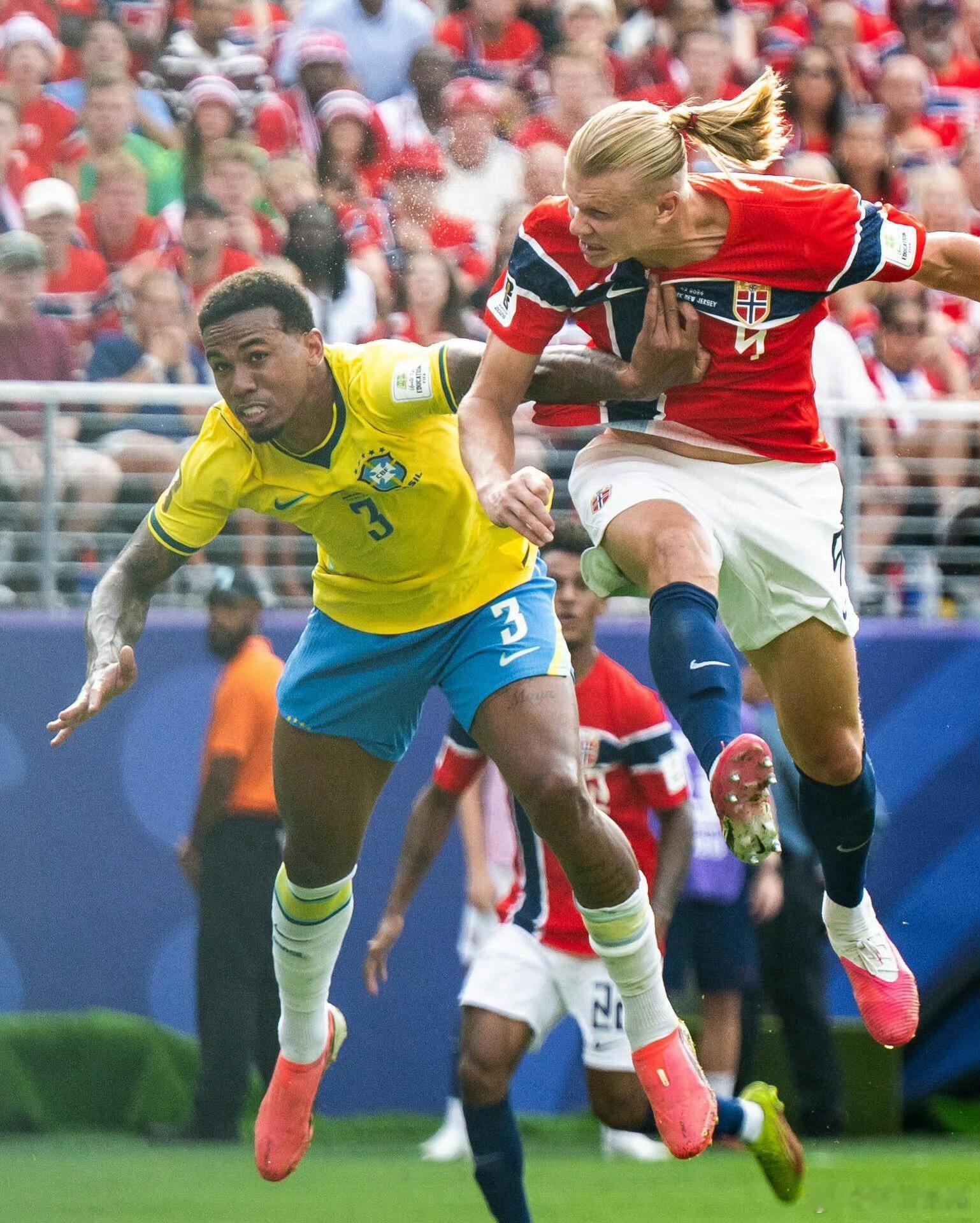 挪威🇳🇴2:1巴西🇧🇷哈兰德几乎凭借一己之力，率领众将把维京战船驶进亚马