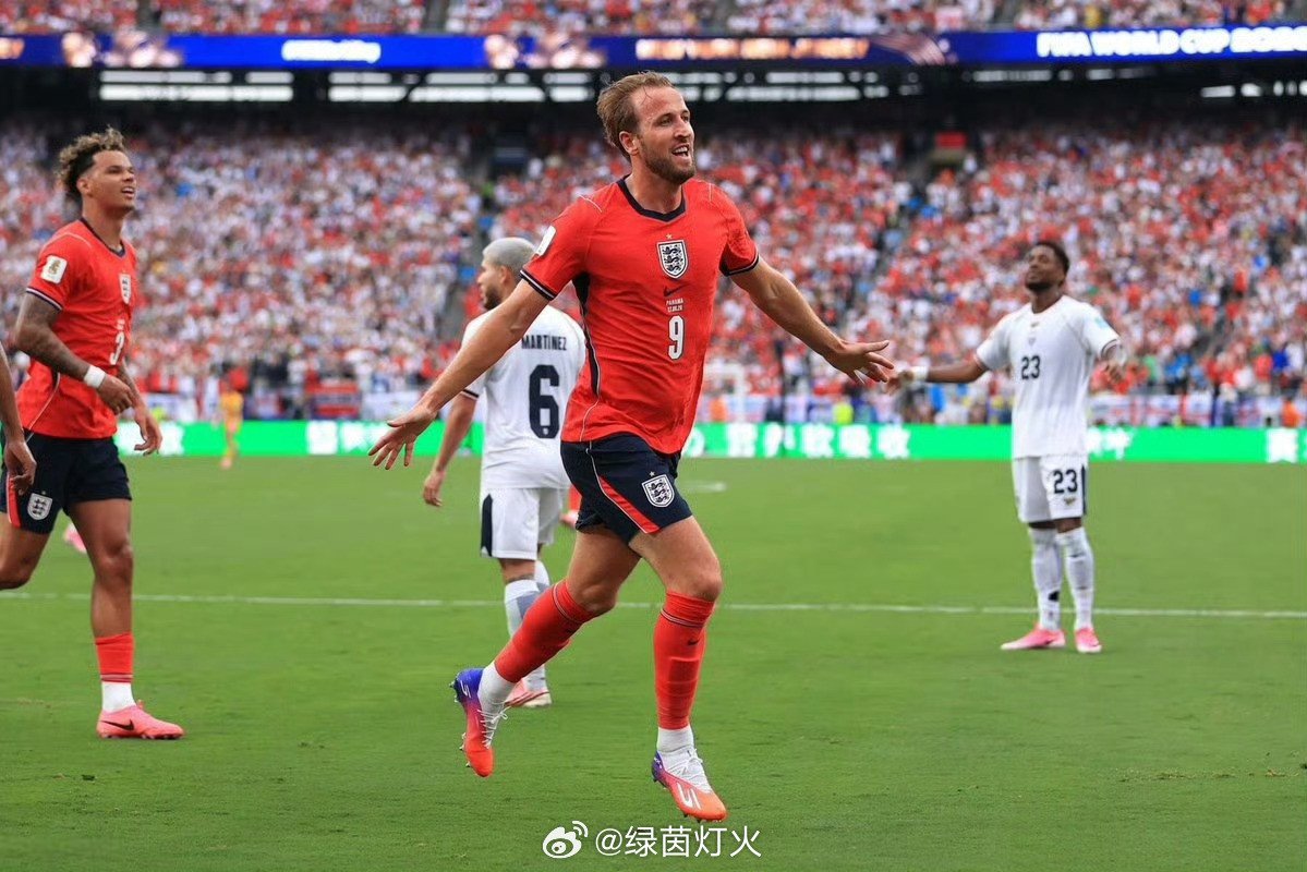 巴拿马0比2英格兰英格兰2:0完胜巴拿马锁定头名！贝林厄姆传射建功，凯恩连破两项