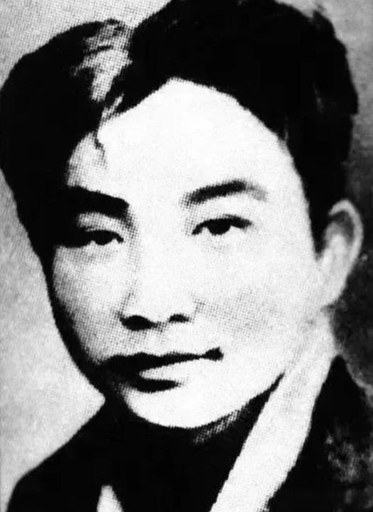 万历虽然打出了三大征的武功，但也因个人私欲败光了国库朱翊钧生于1563年，是