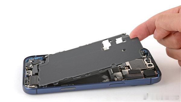 【iPhone18ProMax电池突破5000mAh：美版容量更是刷新苹果纪录】