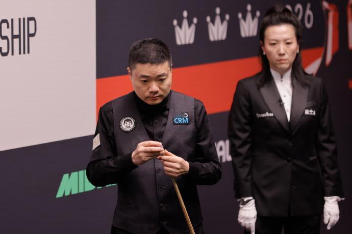 丁俊晖晋级，下轮对赵心童。哈哈哈，这个对决有点意思了。很多人都觉得丁主任