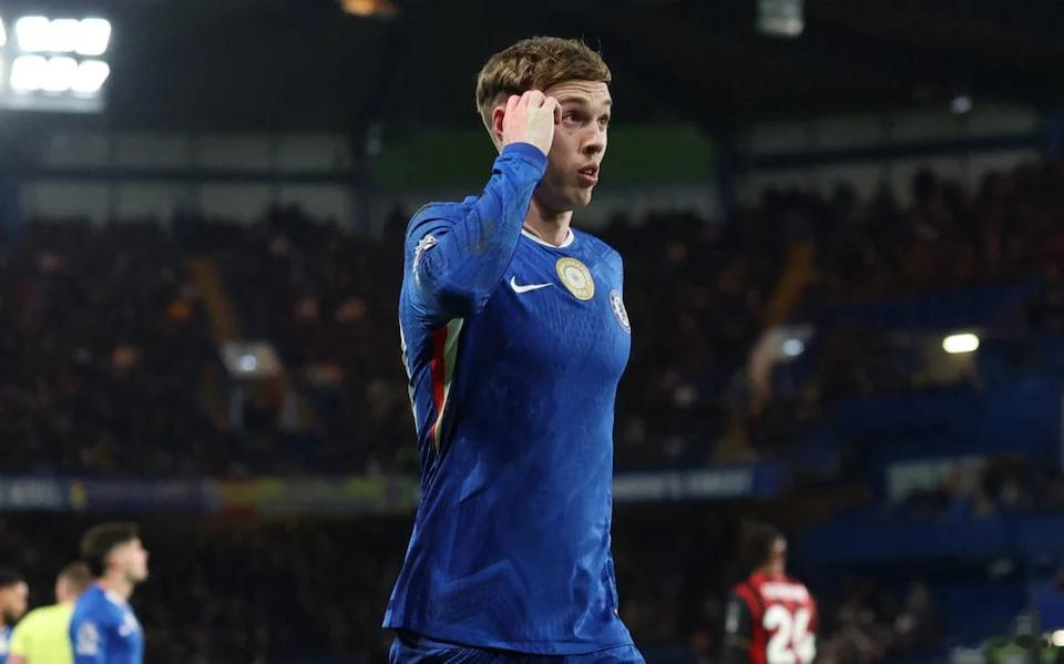 切尔西2比2伯恩茅斯终场哨响，斯坦福桥那令人熟悉的嘘声又回来了，马雷斯卡很快就