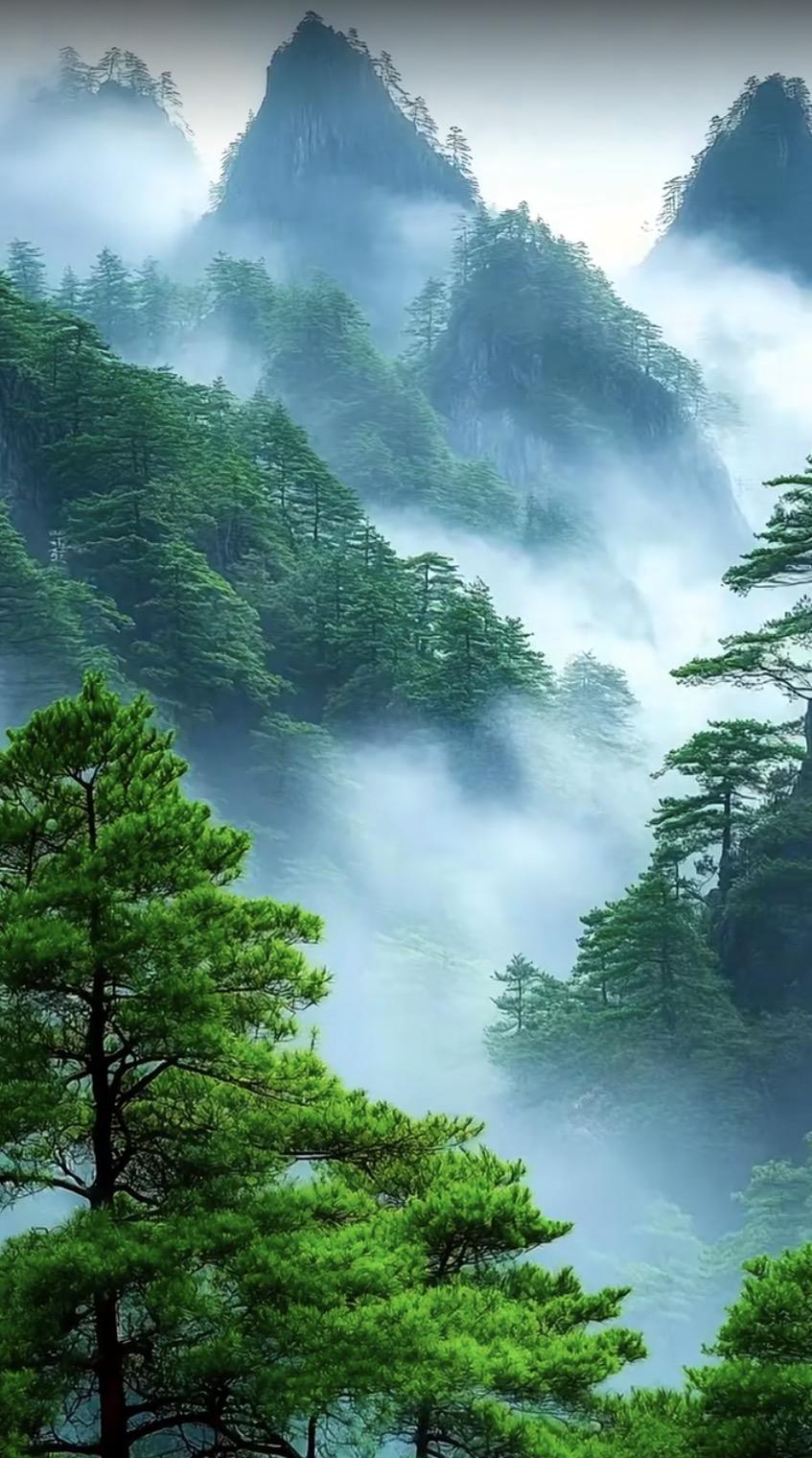 上联：云根埋影留苍翠下联：风里衔来水半程