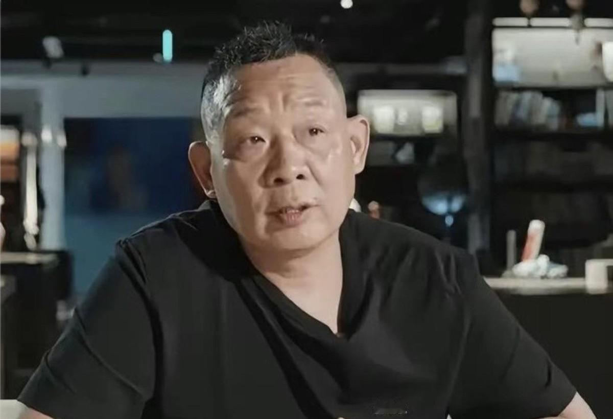 于东来又摊上事儿了？这回不是坏事。前几天他去禹州店，瞧见生鲜部小赵蹲在冷库门口