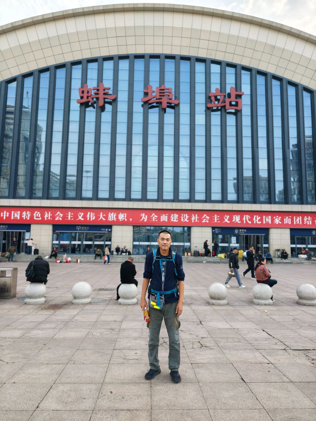 49天徒步1500余公里! 蚌埠大叔用脚步丈量归乡路