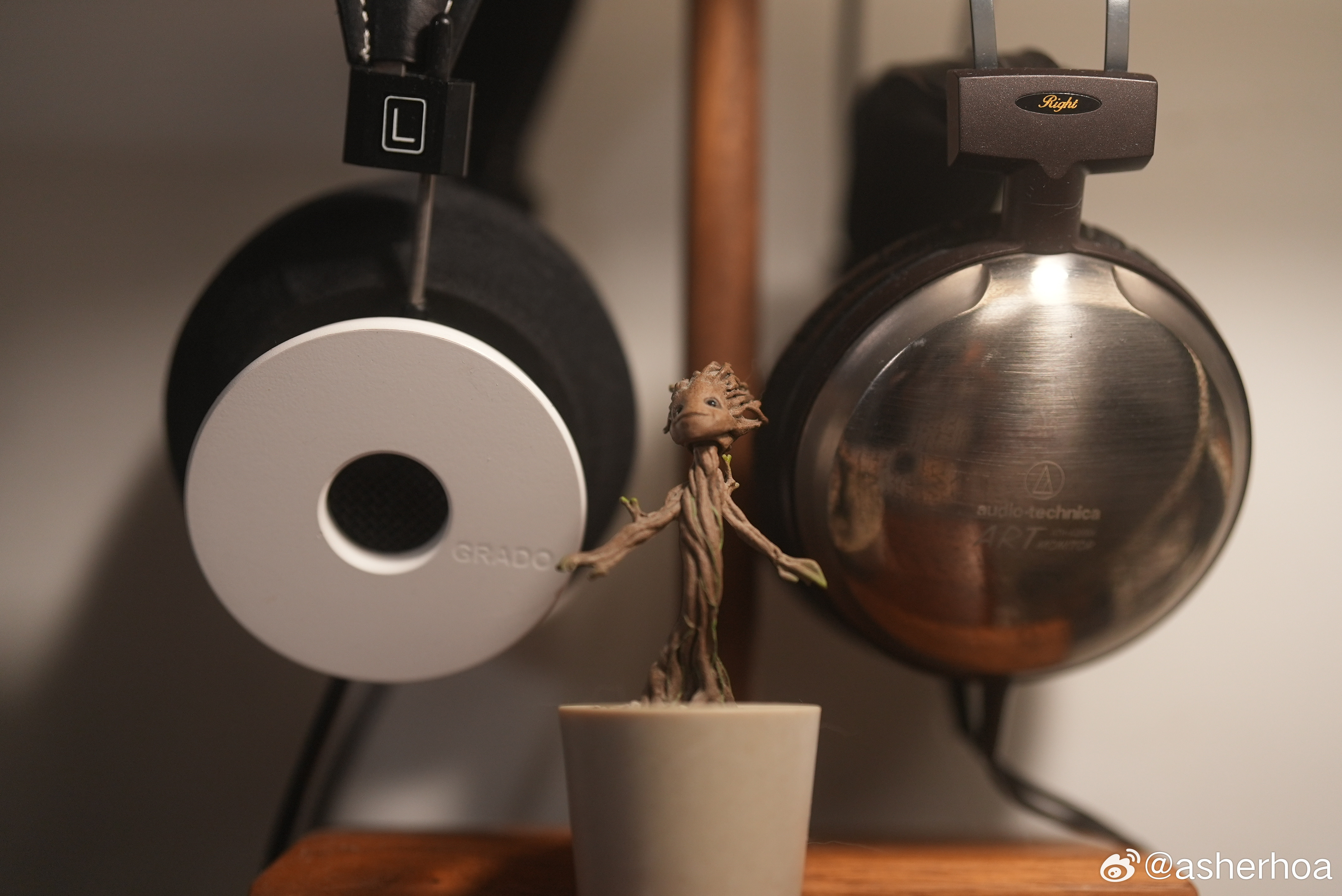 有线耳机爆火原因今天刷微博偶然看到一个话题词，说今年有线耳机意外逆袭无线耳机，