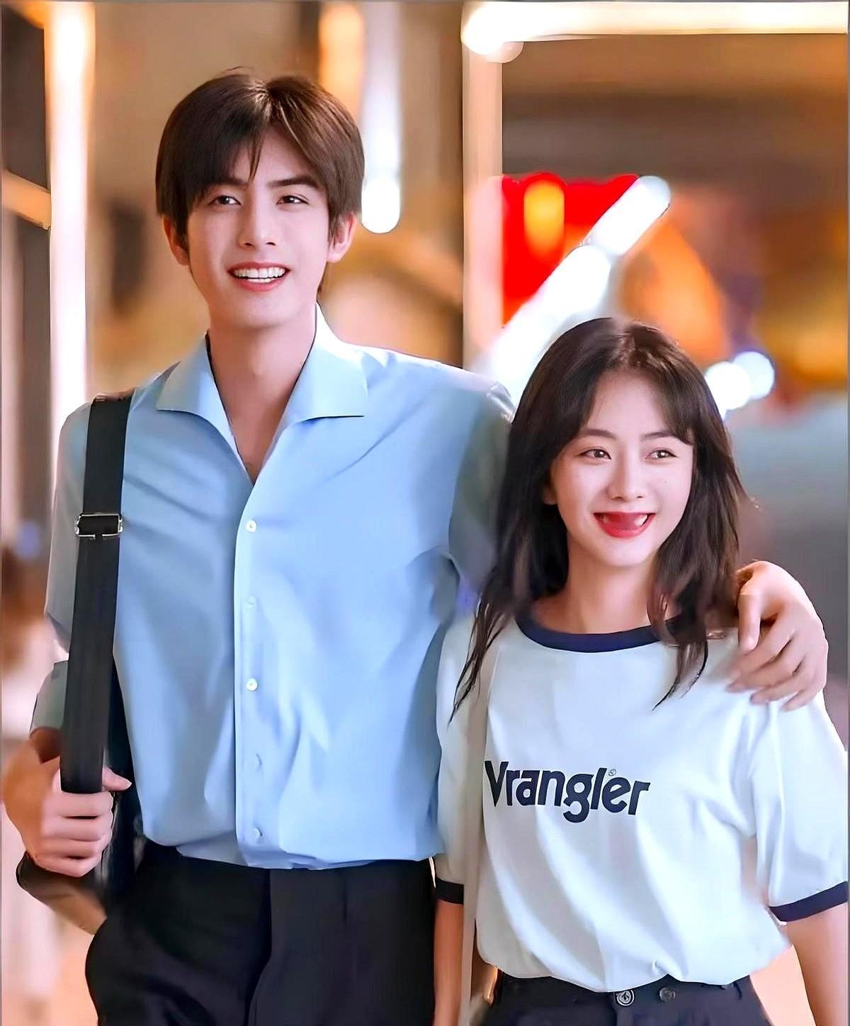 谭松韵的“CP体质”，这次好像失灵了？《逍遥》播放量破了110亿，可弹幕和评