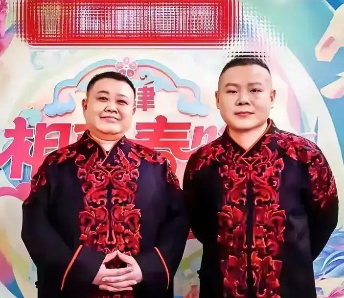 我敢打赌，2026年大年初四的岳云鹏，压轴返场时嗓子一定是哑的，眼圈也一定是红的