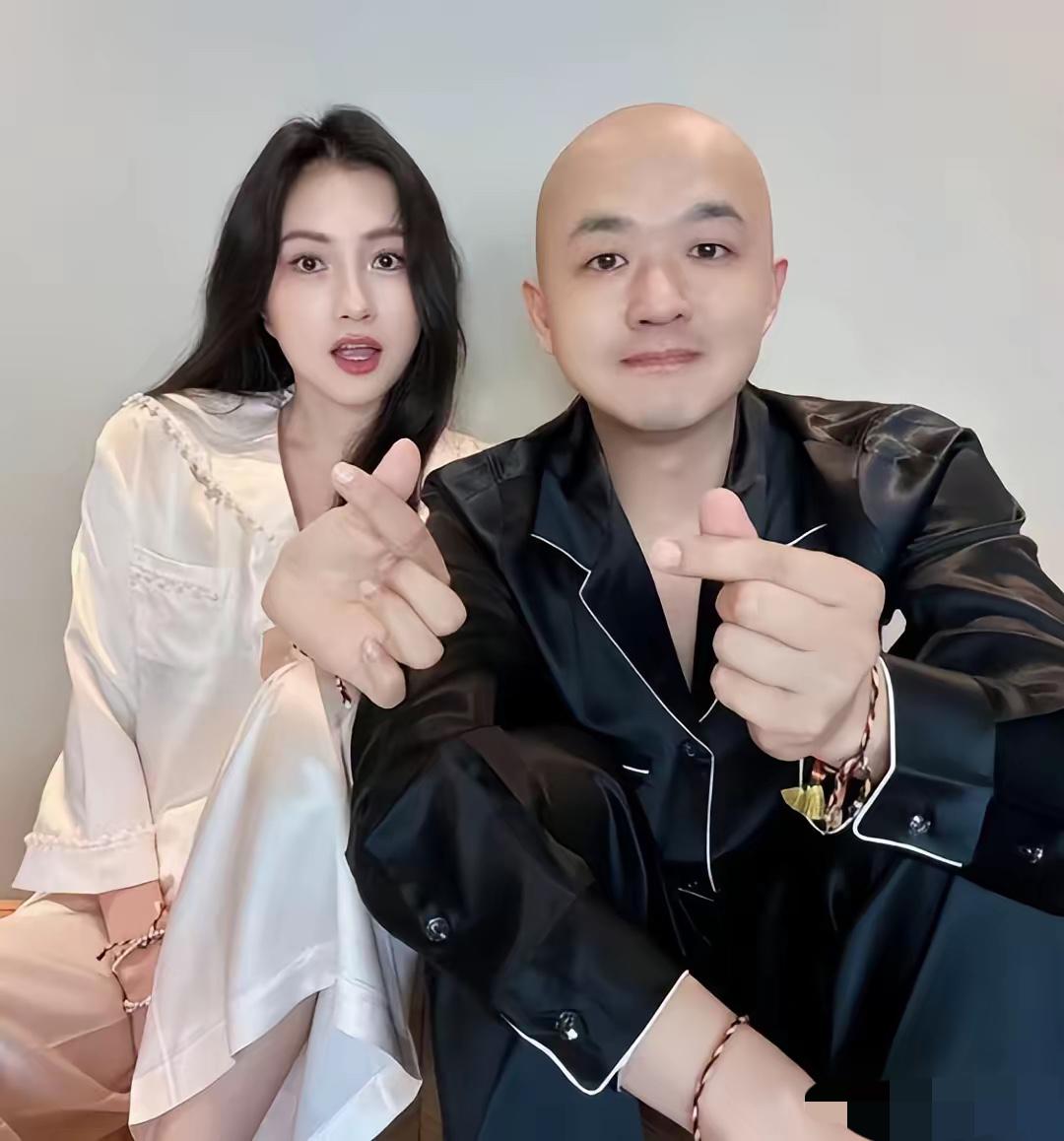刘大锤直播放出更多细节，包贝尔酒店密会的时间线被完整扒出，女方连续三天入住同一
