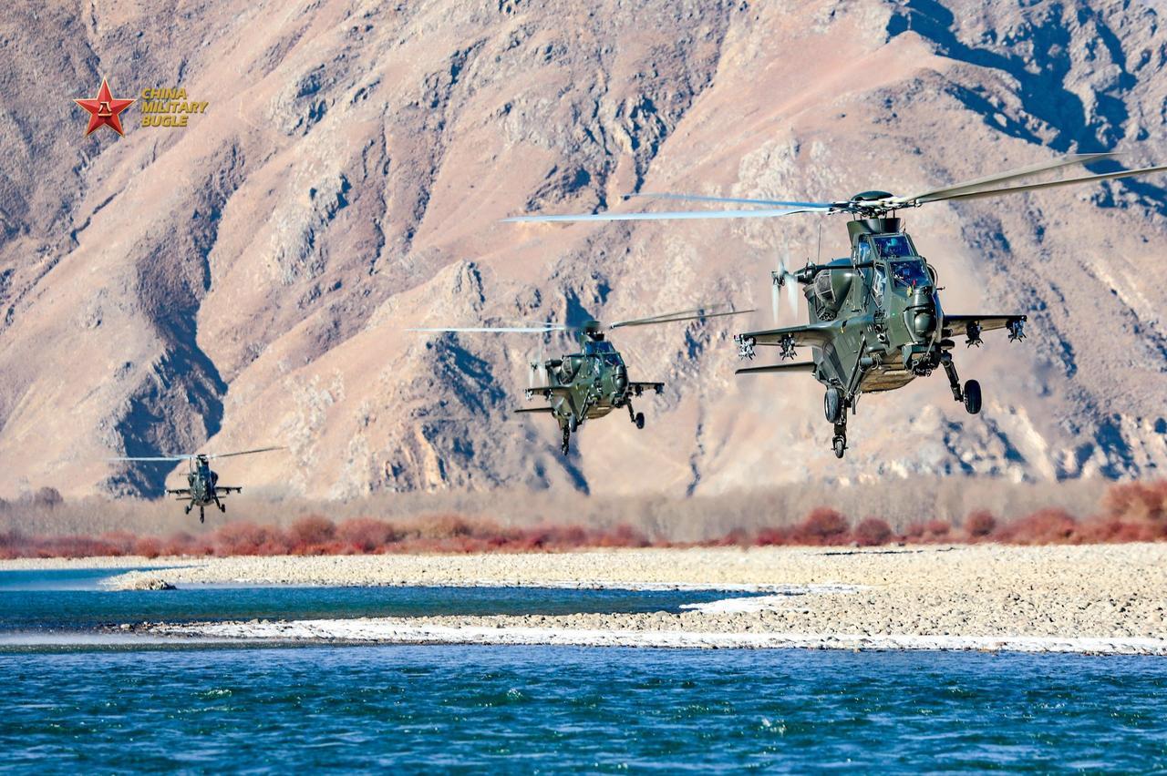 武直-10高原训练。