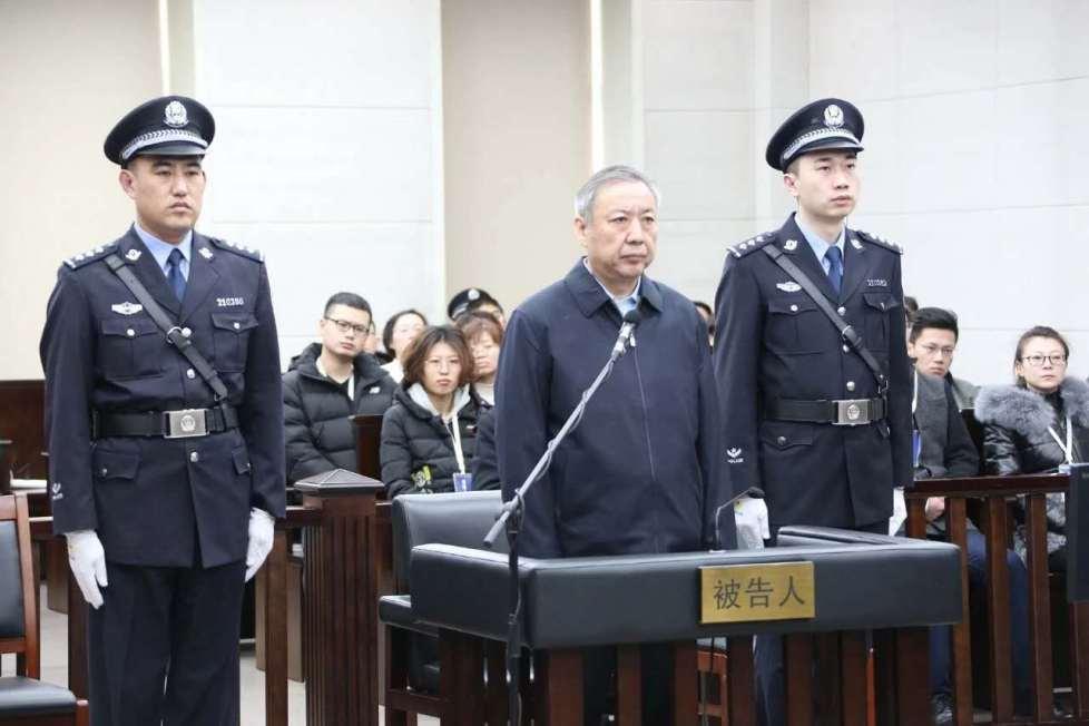 内蒙古自治区原副区长白向群的为官之道是什么？说起白向群的简历，那是多少人都仰望