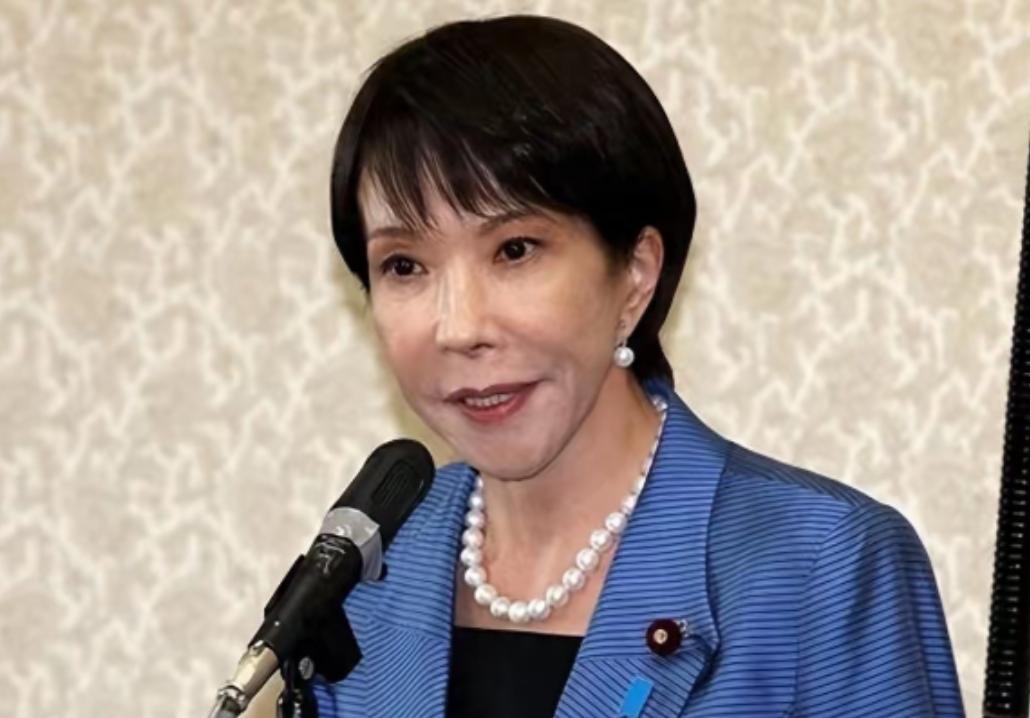 日本向中国提了一个请求！高市早苗知道：再犹豫就晚了。最近48小时，日本彻底乱套了