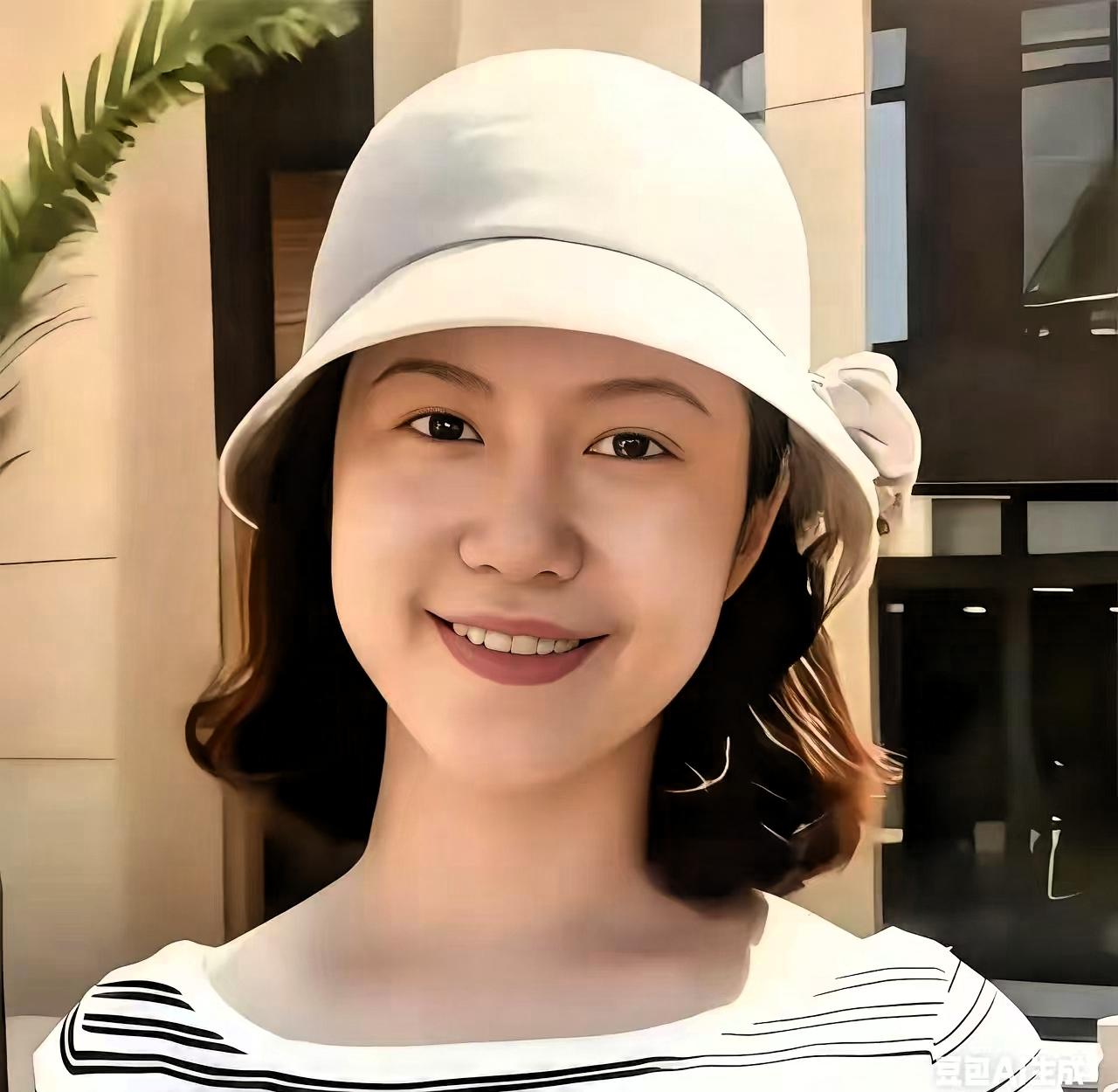 杨老离开后，翁帆悄悄收拾好了行李，带走了整整34箱装满爱人心血的手稿，搬进清华园