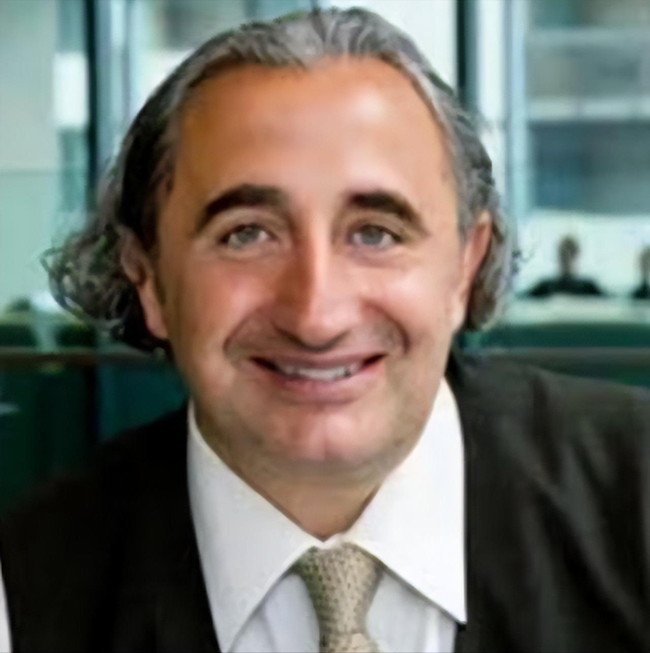 一个加拿大犹太裔教授，加德·萨阿德，突然在网上发帖，话说得非常直白：对于现在的犹