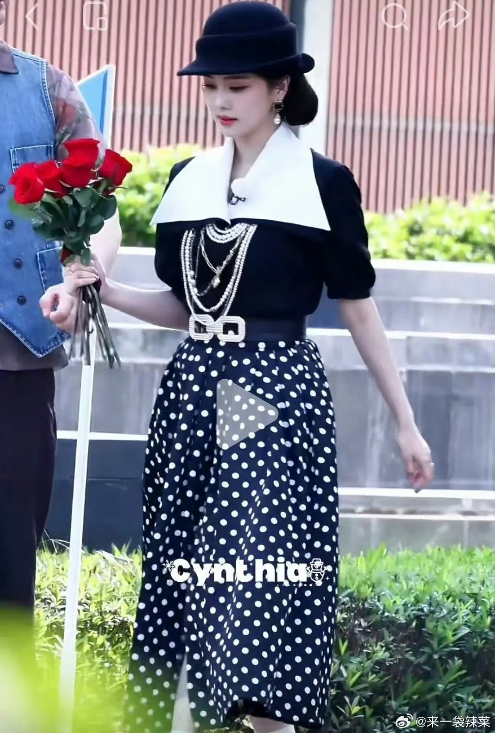 奔跑吧路透，白鹿民国造型，孟子义复古港风，都是明艳丽人，都美