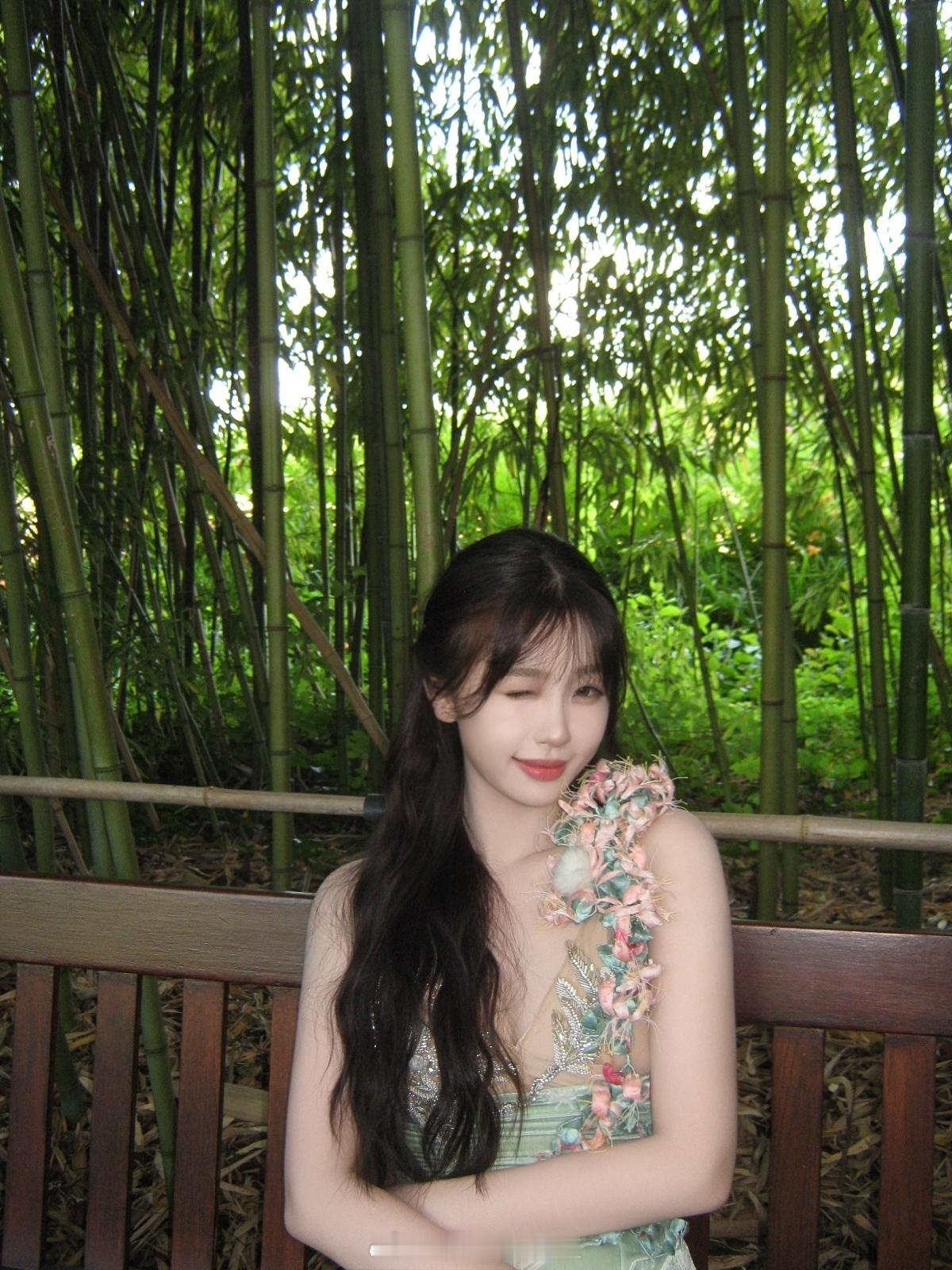 虞书欣莫奈仙女裙​​​
