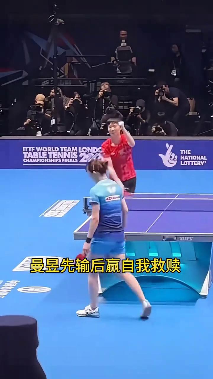 莎莎给曼昱出谋划策，为曼昱全力呐喊鼓掌。曼昱先输后赢自我救赎，海产姐妹拥抱庆祝夺