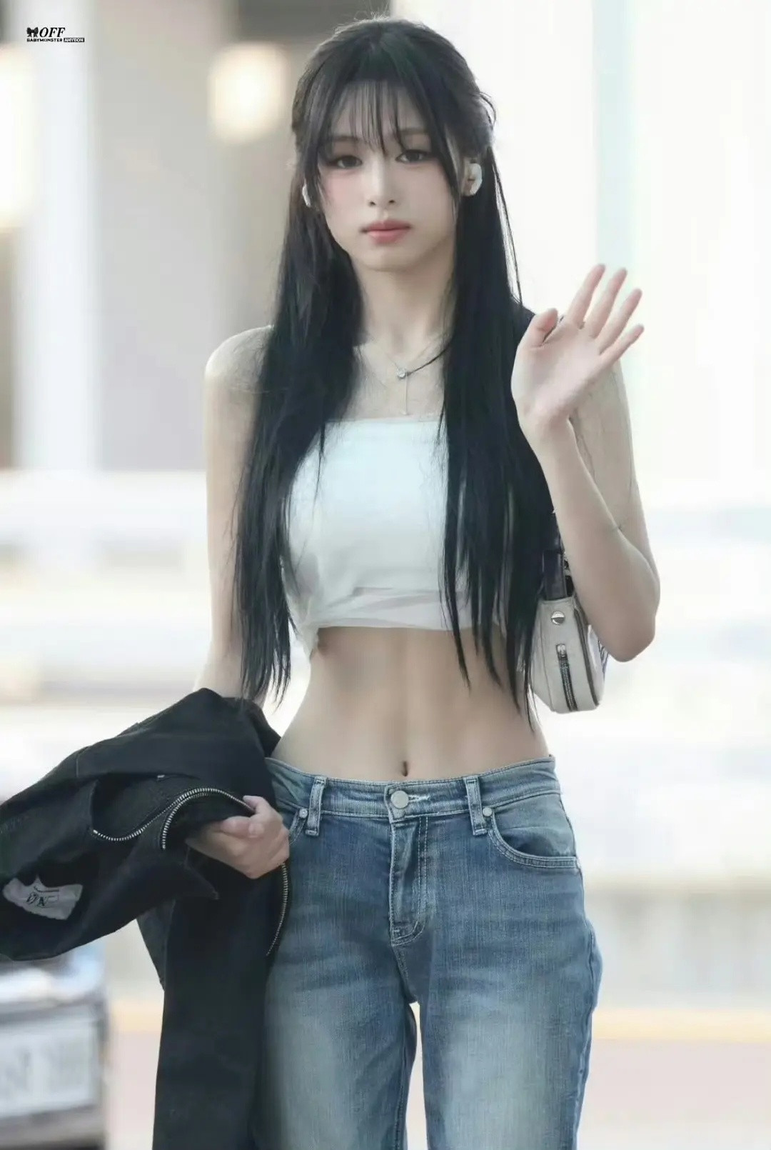 看着令人不适，这个人什么审美。