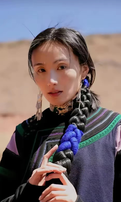 现在最难受的人，应该是海哈金喜的父亲吧。原因特简单，海哈金喜是被父亲疼爱长大的，