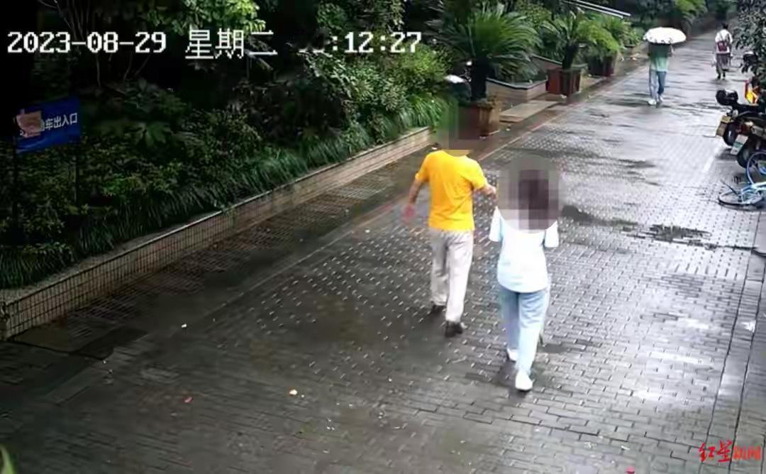 “老不正经！”浙江湖州，一18岁女子卫校毕业，进门诊部工作。她被分配在60岁男针