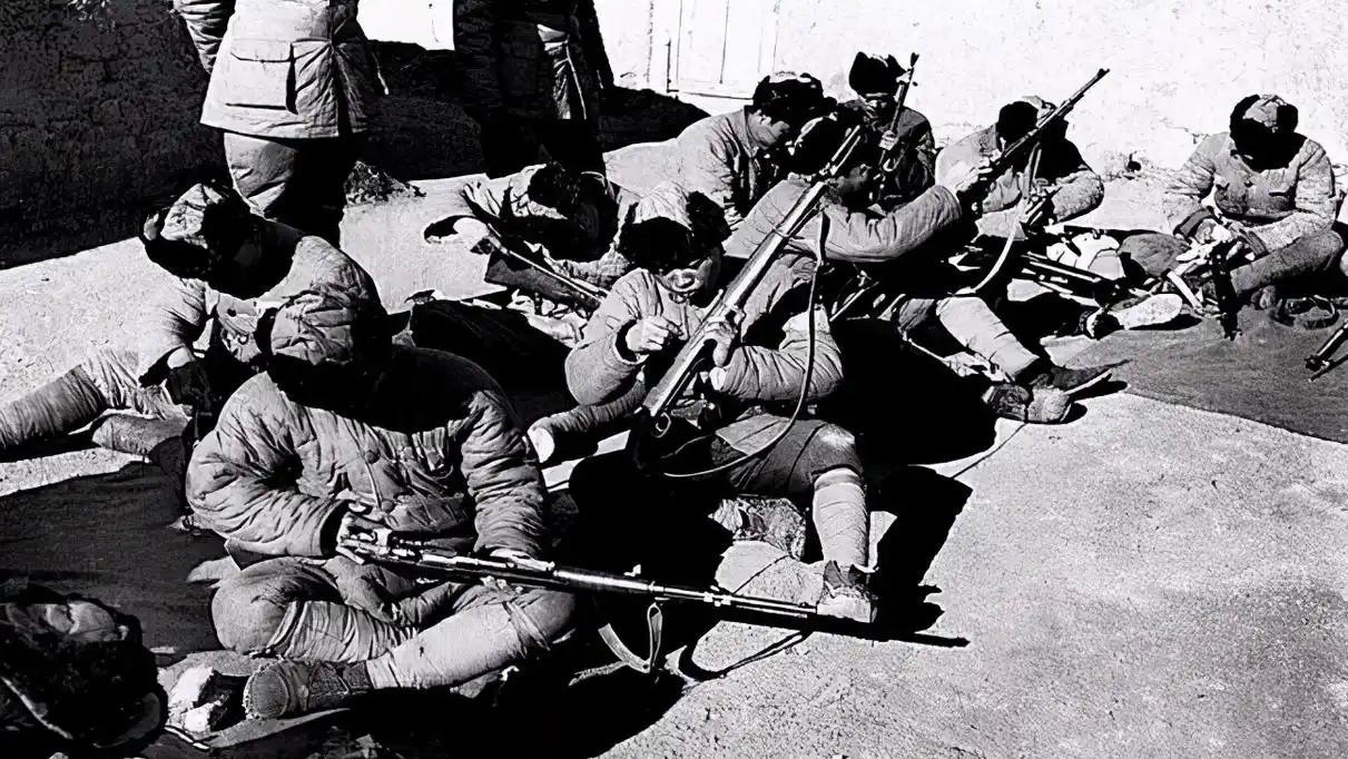 1939年，八路军一个主力团打完16场血战，统计员发现一个惊人数字：全军只消耗了