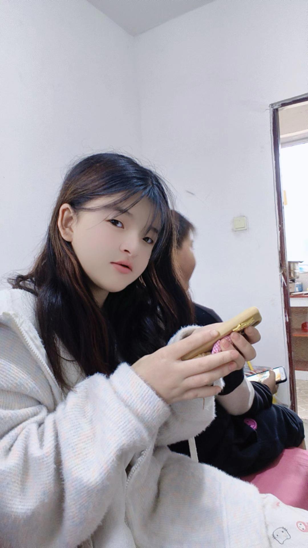 不知不觉，女儿已经长大。
