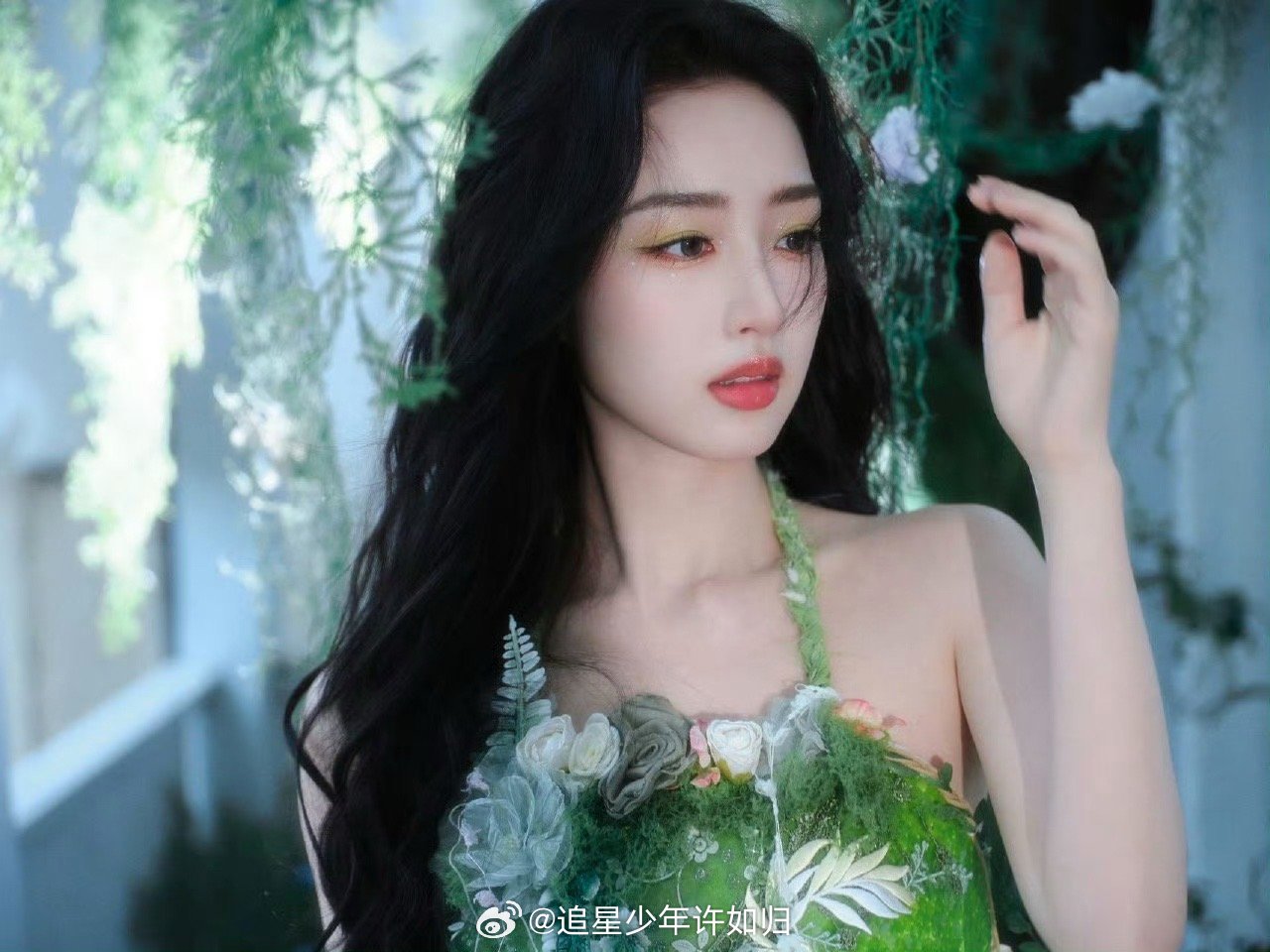 邓恩熙看得出她是精灵建议把邓恩熙精灵造型列入「人类美学奇迹」清单！每个眼神都