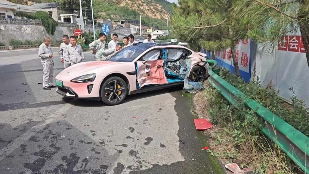 B柱硬抗所有伤害