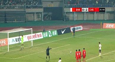 一场国家队比赛刚结束，评论区就炸了锅。大伙都在聊那些年轻球员，说未来的希望都藏在