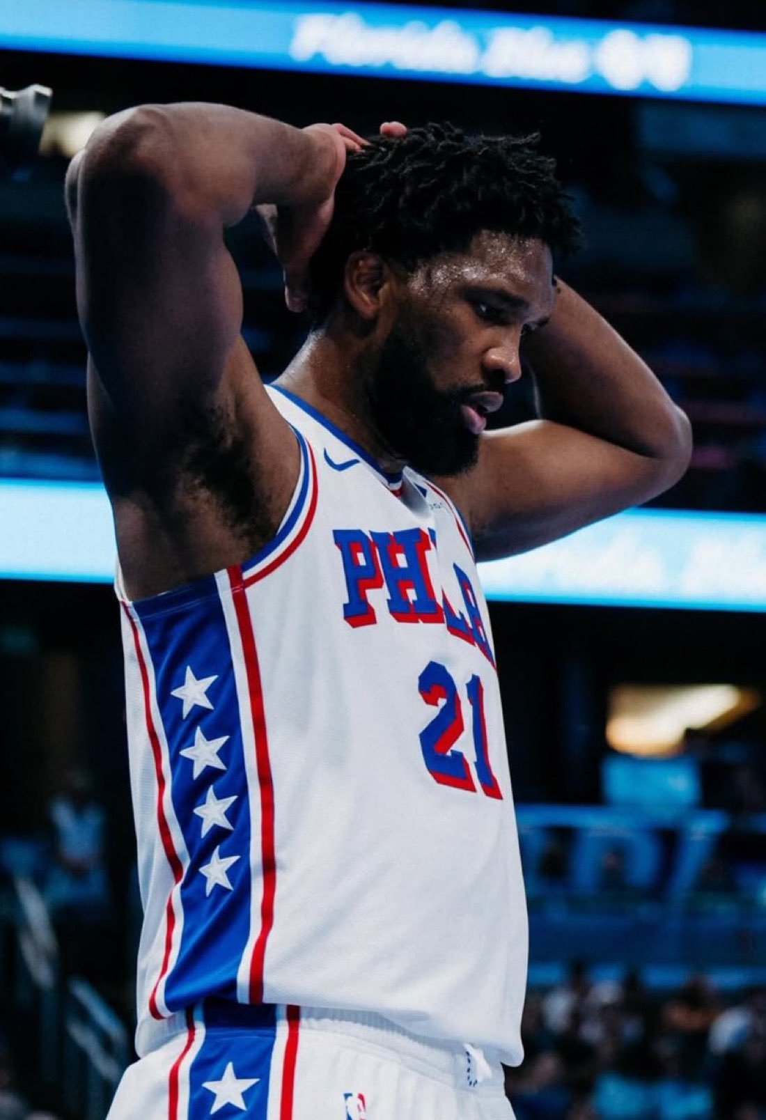 什么水平？？？过去7场的恩比德……——对骑士，33分5篮板3助攻——对步行者，3