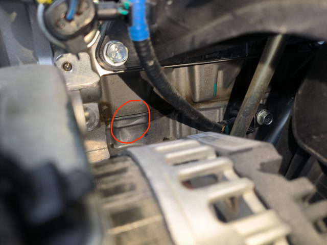 质量问题反馈第四代帝豪22年8月的车，目前行驶8千多公里，一年不到漏油。艾～，