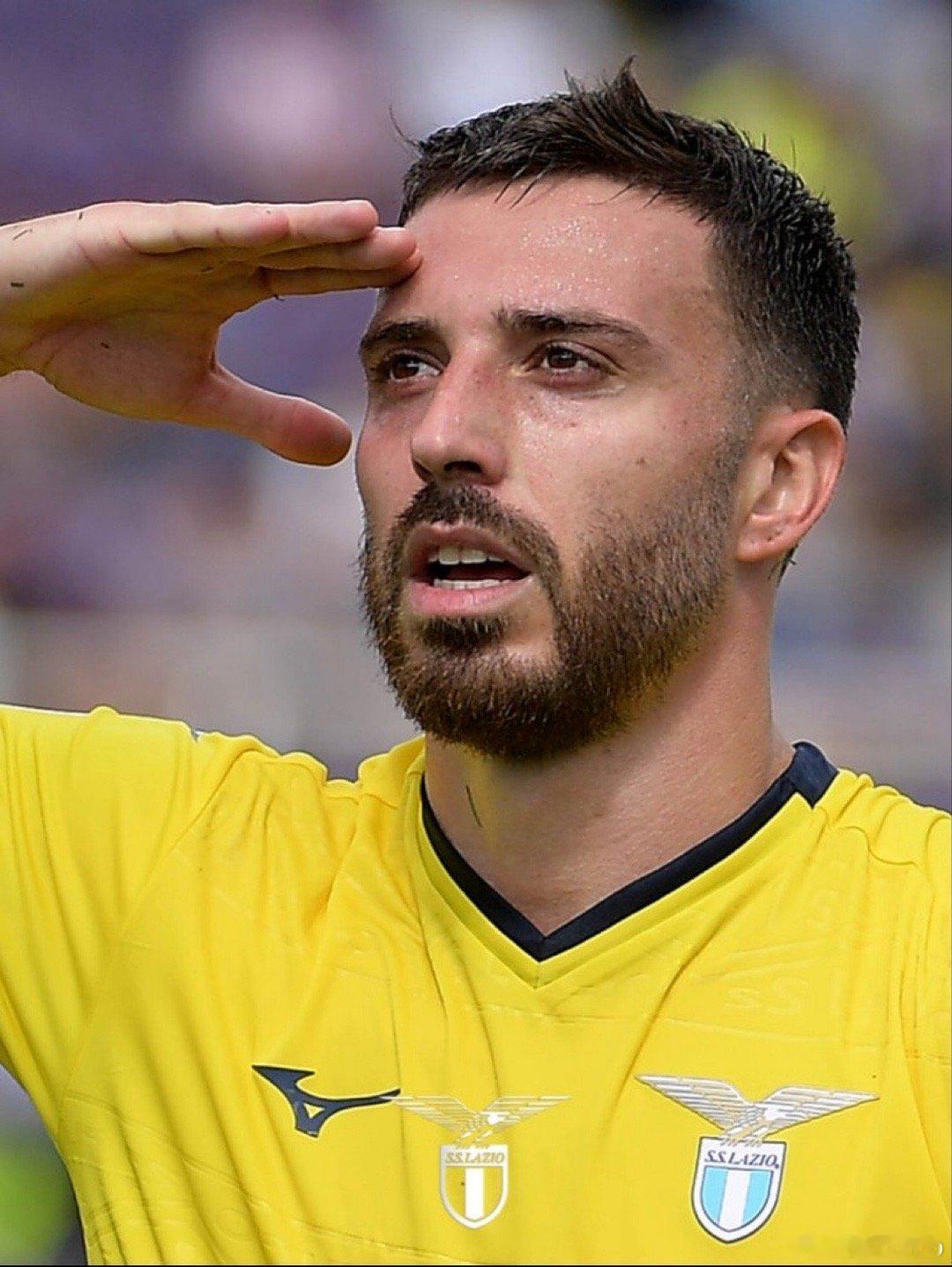 都灵体育报：国米高层拥有2000W至2400W的预算可以在一月份使用而他们喜欢