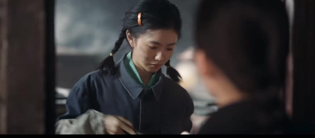 《主角》里面楚嘉禾一群人食堂闹事真的气死人了！易青娥下乡唱戏，成了角。这